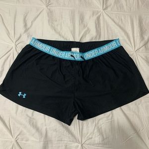Women’s Under Armour shorts-loose fit